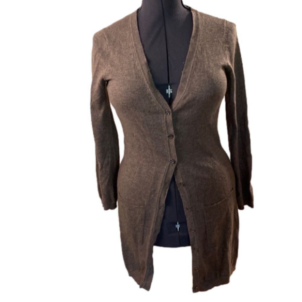 BCBG Maxazria Women’s Grey Long Sleeve  Button up Cardigan Pockets (Size Medium)